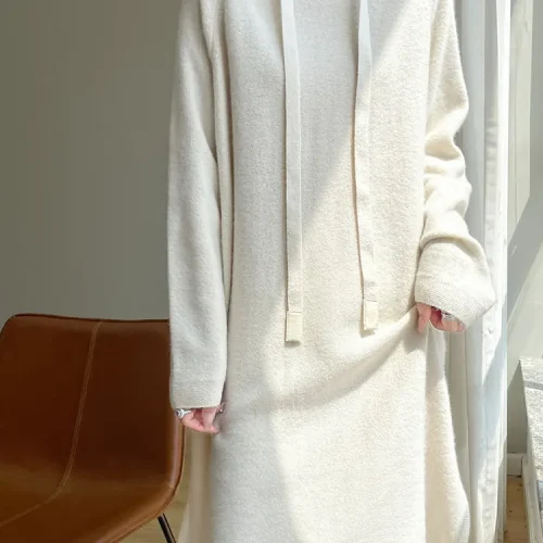 Mid-length 100% pure cashmere sweater dress women's thick drawstring hooded sweater knee-length dress loose.